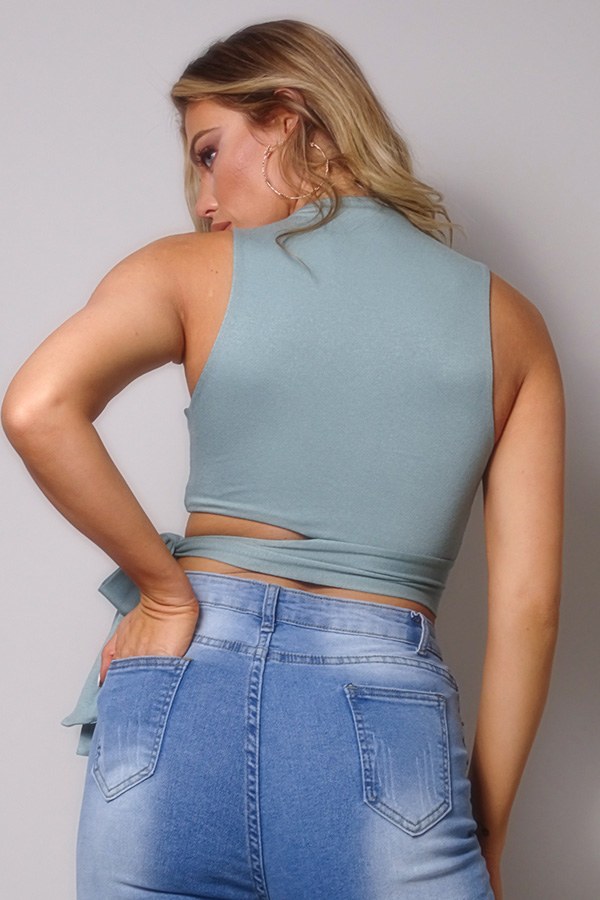 Cutout Side Top